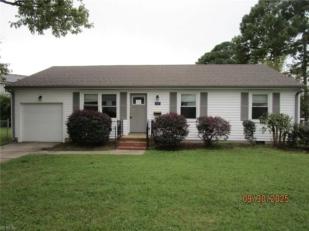 207 Kelly Drive, Portsmouth, VA 23702 - Image #1