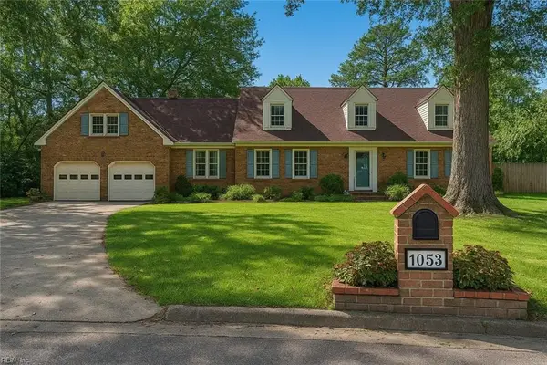 1053 Yardley Landing, Virginia Beach, VA 23464