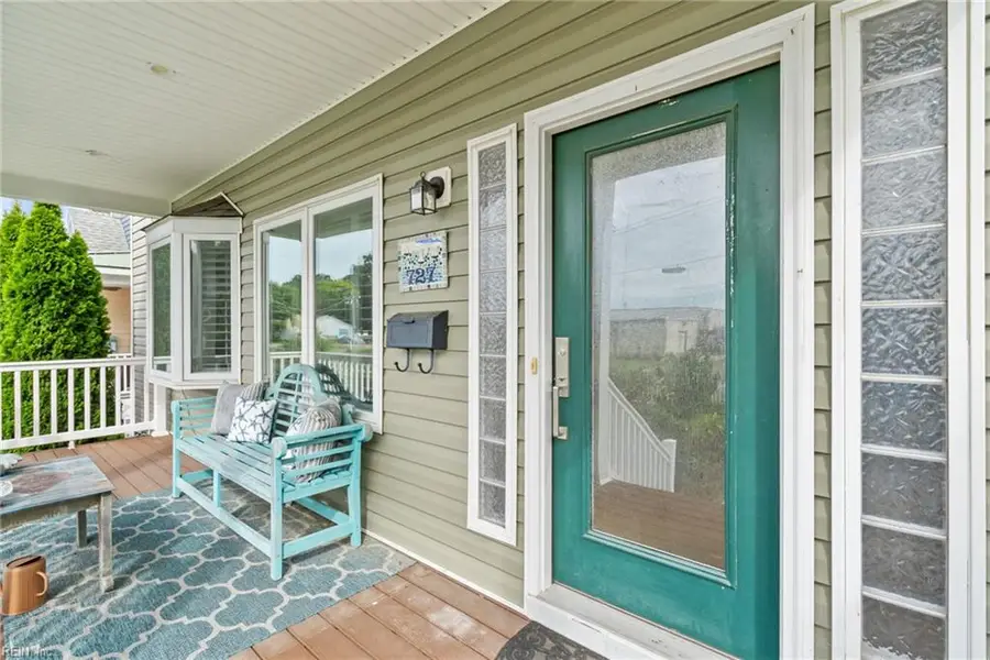 727 Tazewell Avenue, Cape Charles, VA 23310 - Image #2