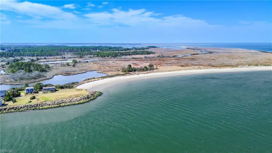 215 Lighthouse Drive, Hampton, VA 23664 - Image #2