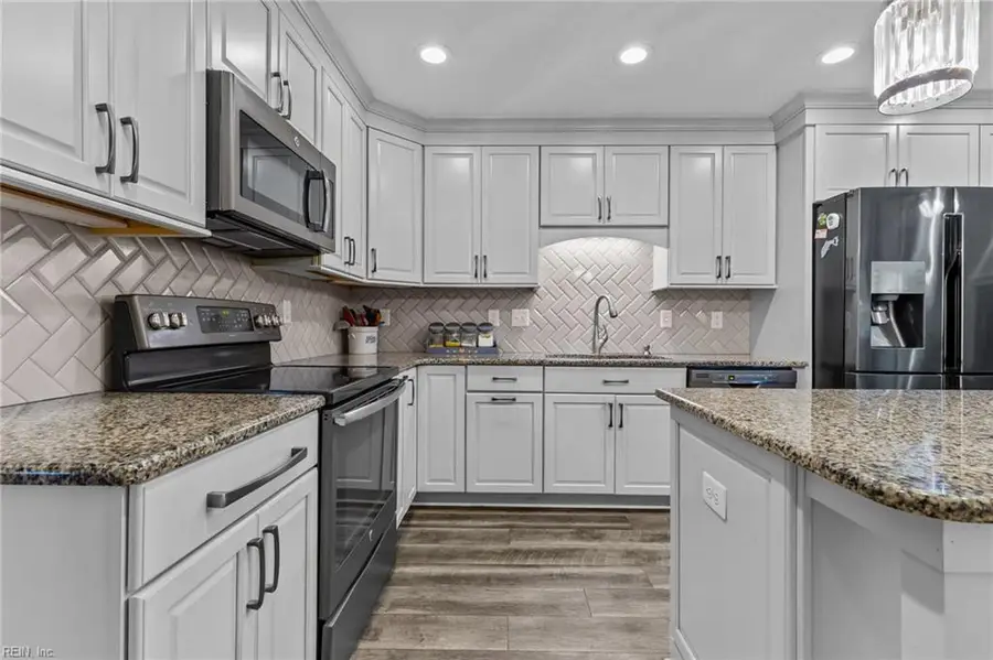 626 Orangewood Drive, Virginia Beach, VA 23453 - Image #2