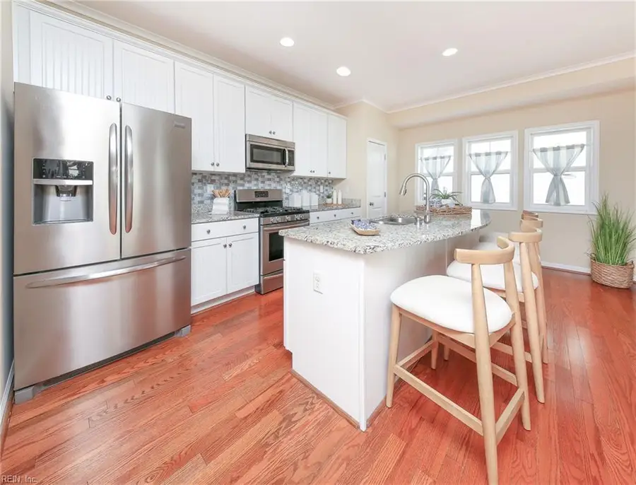 432 20 1/2 Street, Virginia Beach, VA 23451 - Image #2