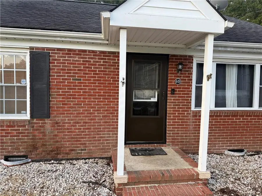 449 Colonial Trail W, Dendron, VA 23839 - Image #3