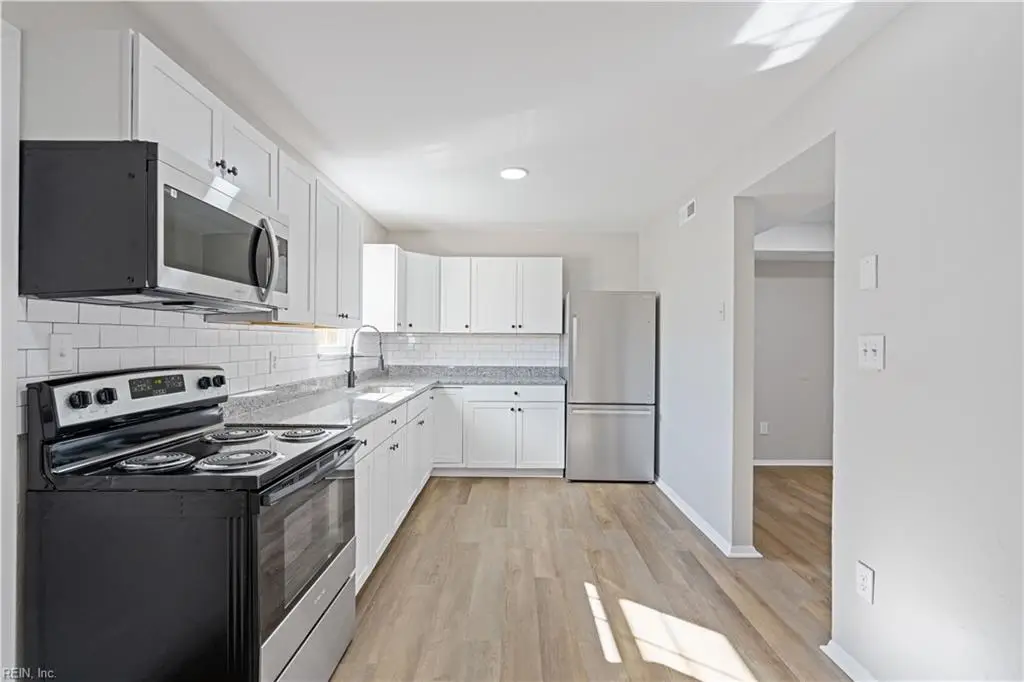 407 Harbour North Drive, Chesapeake, VA 23320 - Image #1