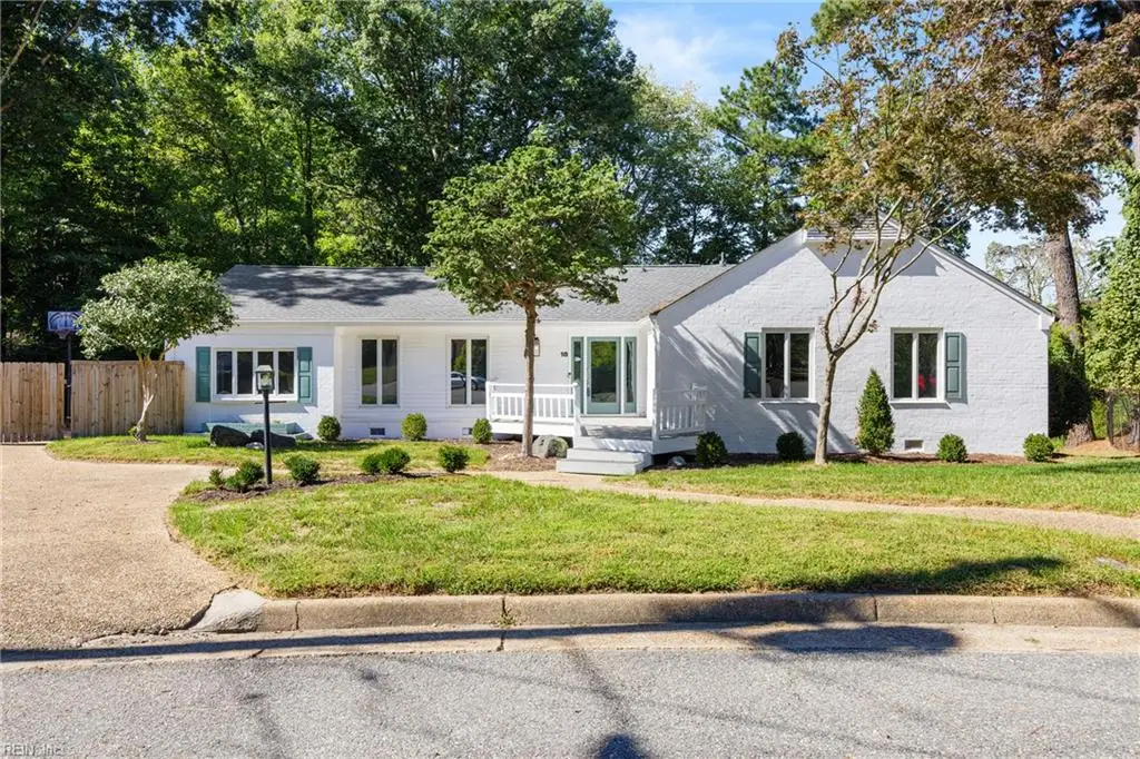 18 Hillcrest Drive, Newport News, VA 23606 - Image #1