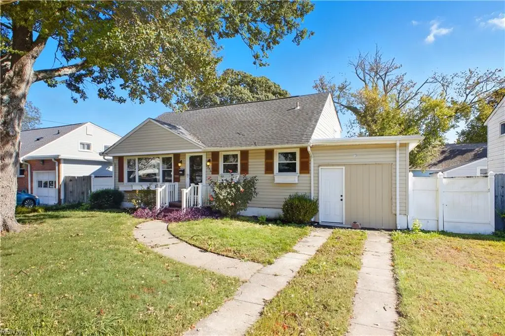 5335 Roslyn Drive, Norfolk, VA 23502 - Image #1