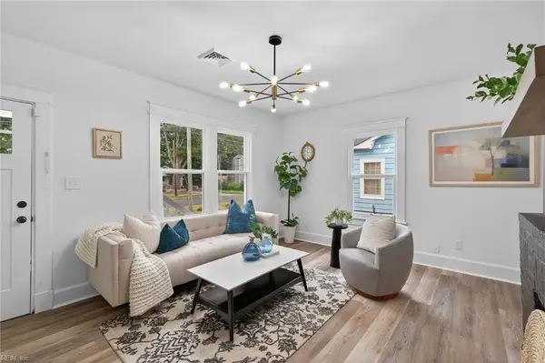 409 Greenbriar Avenue, Hampton, VA 23661