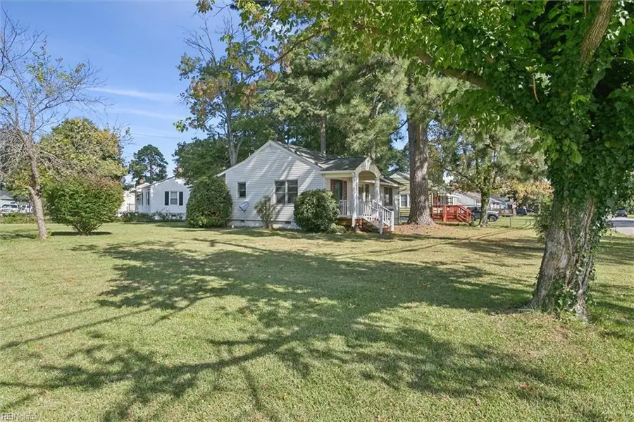 219 Village Parkway, Newport News, VA 23601 - Image #2