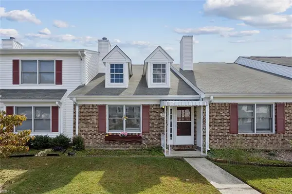 212 Manchester Way, Yorktown, VA 23692