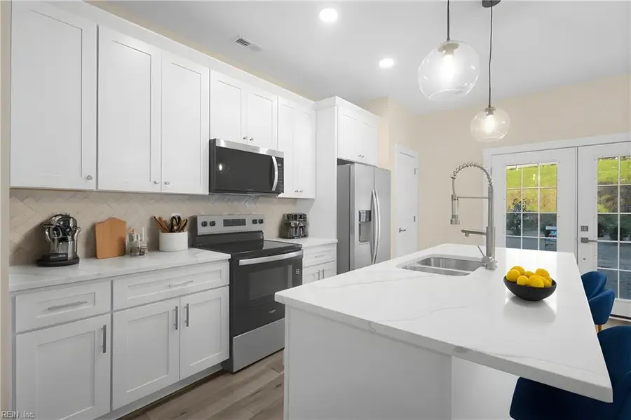 1010 Oldwood Street, Chesapeake, VA 23324 - Image #3