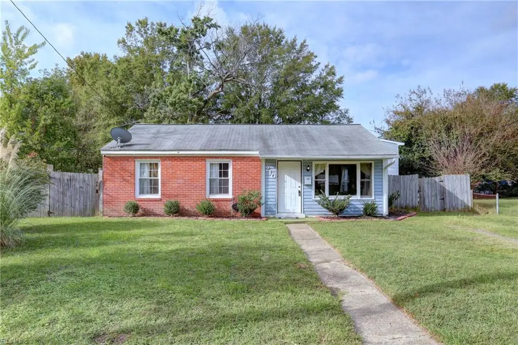 210 Shawen Drive, Hampton, VA 23669 - Image #1