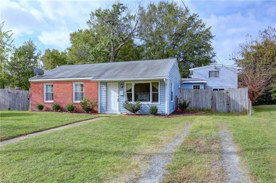 210 Shawen Drive, Hampton, VA 23669 - Image #2