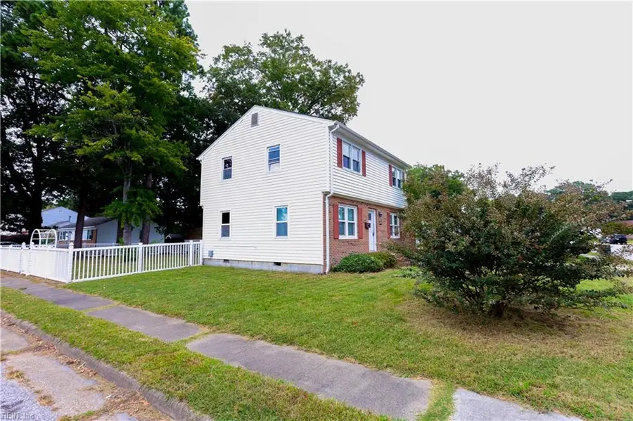 101 Eastlawn Drive, Hampton, VA 23664 - Image #2