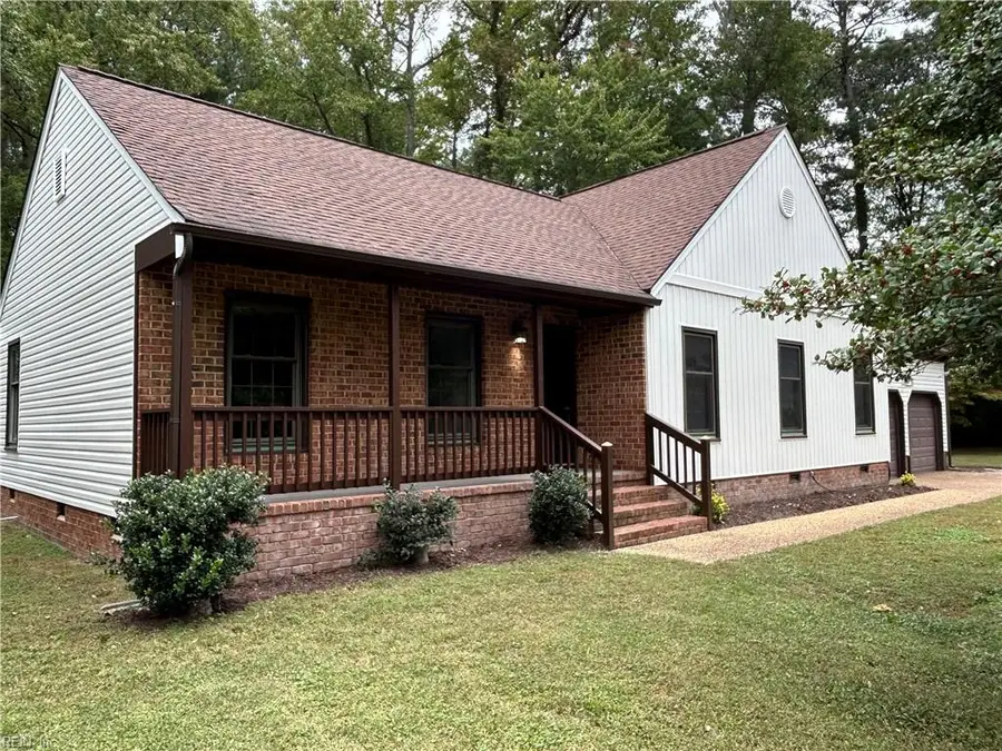 109 Carys Trace, Yorktown, VA 23693 - Image #2