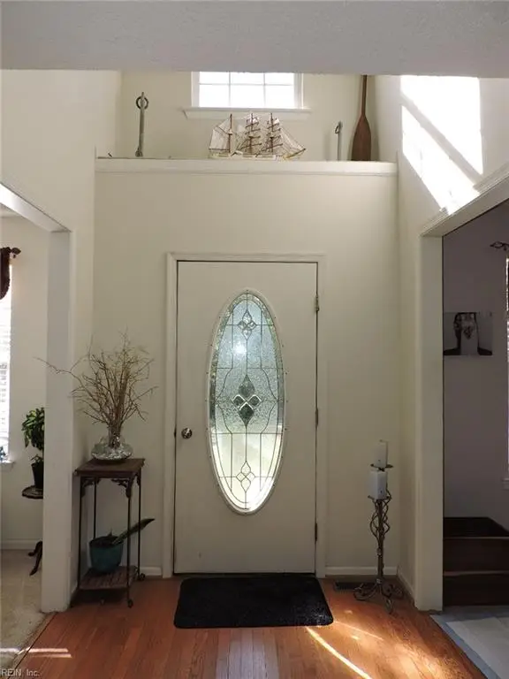 9155 Marlfield Road, Gloucester, VA 23061 - Image #3