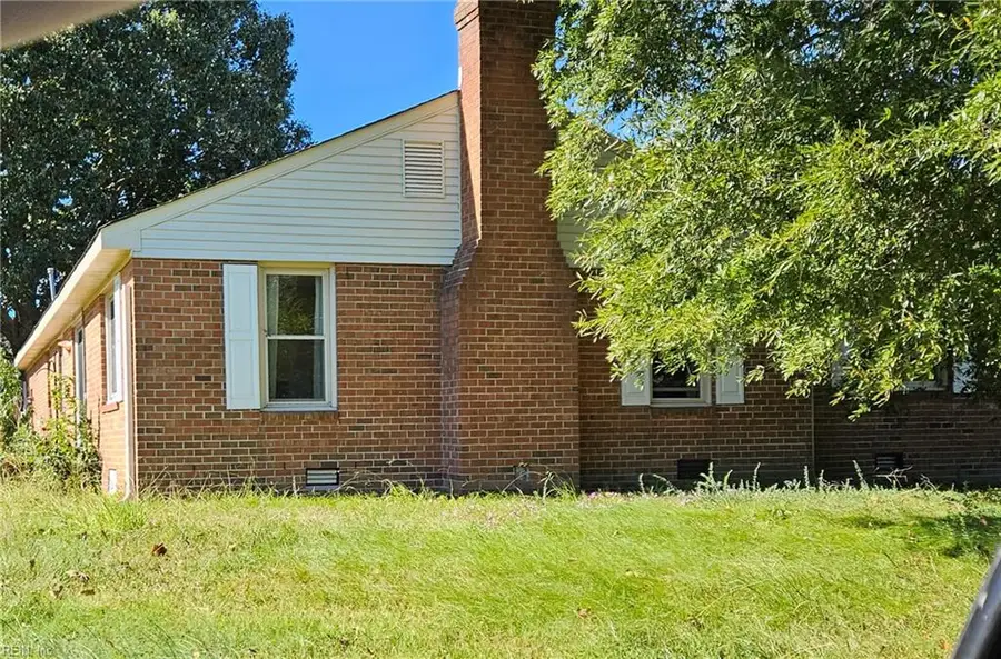 816 Moffat Lane, Virginia Beach, VA 23464 - Image #2