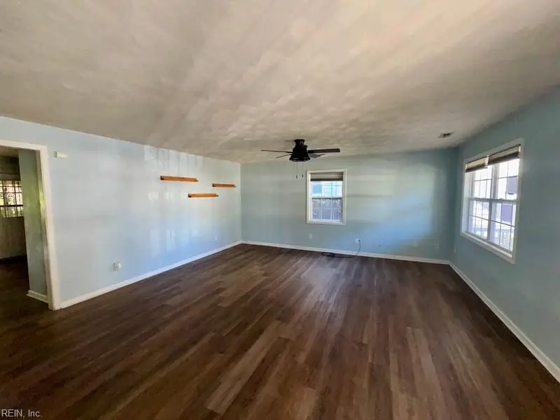 979 Denhart Street, Norfolk, VA 23504 - Image #2