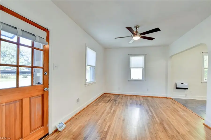 26 Monroe Drive, Hampton, VA 23669 - Image #2