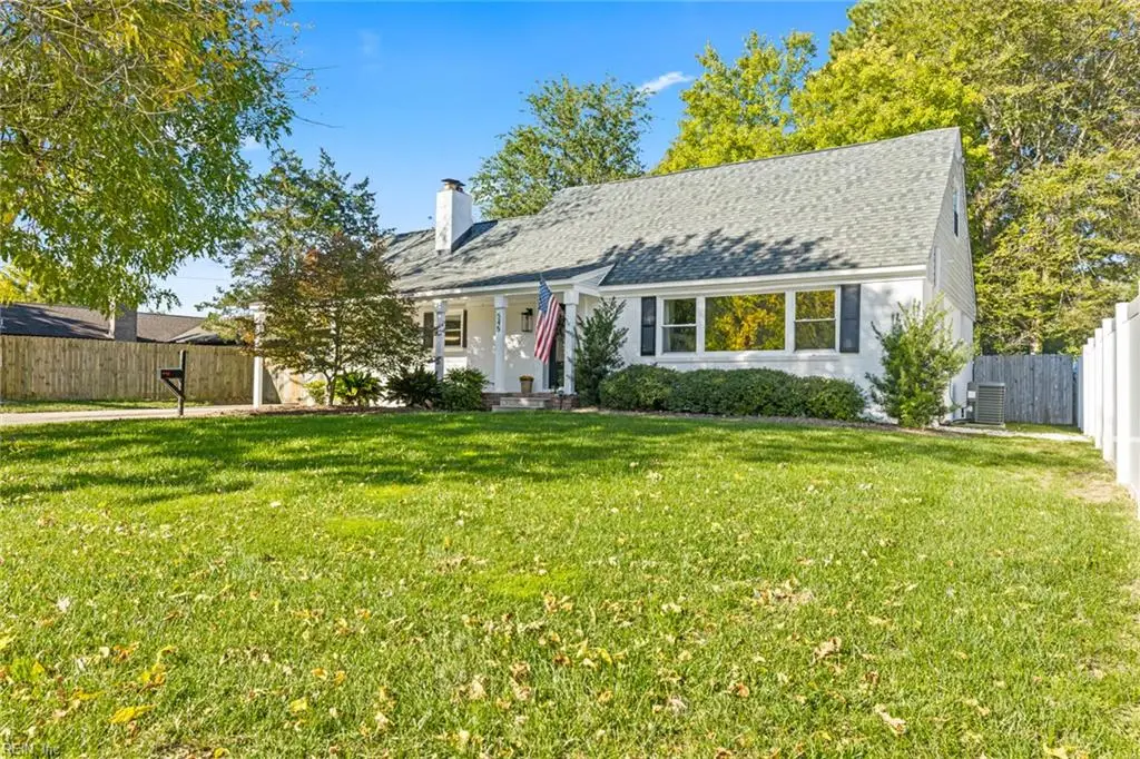 545 Caren Drive, Virginia Beach, VA 23452 - Image #1