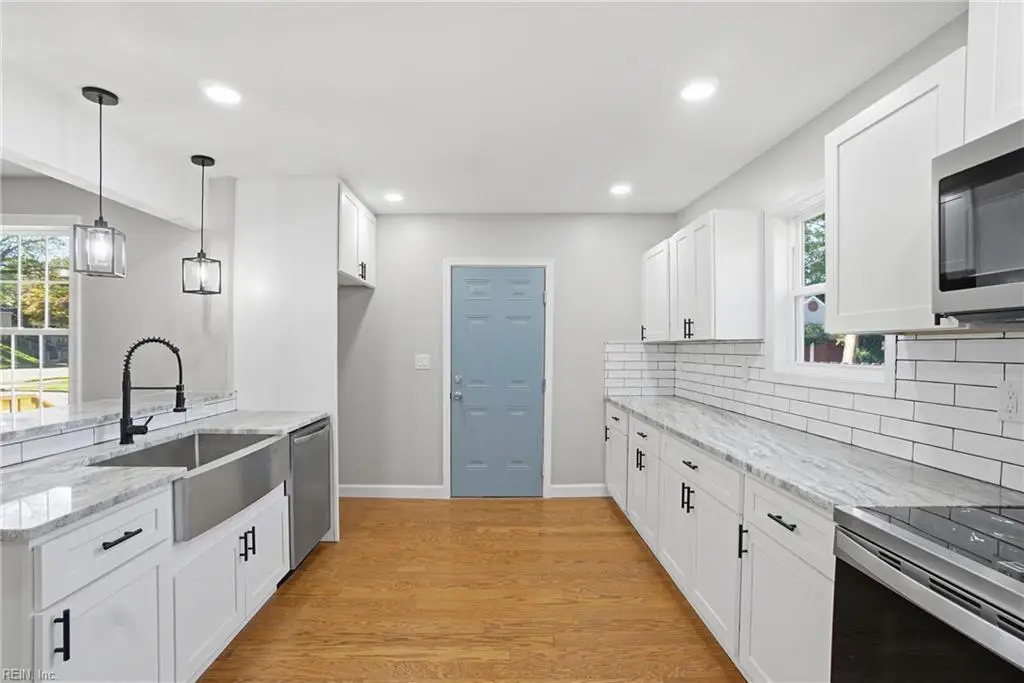 76 Mulberry Avenue, Newport News, VA 23607 - Image #1