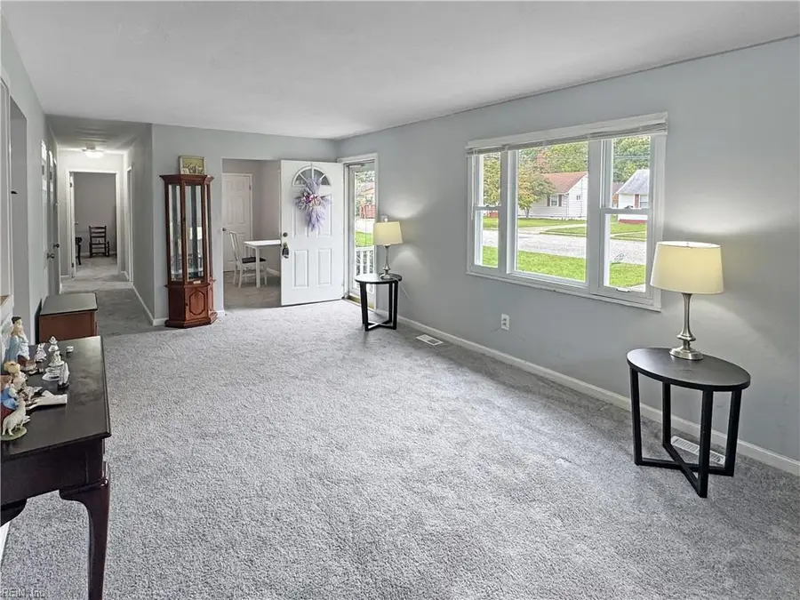 117 Winchester Drive, Hampton, VA 23666 - Image #3