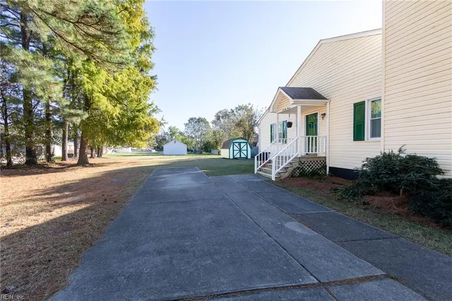 77 Cooper Drive, Portsmouth, VA 23702 - Image #2