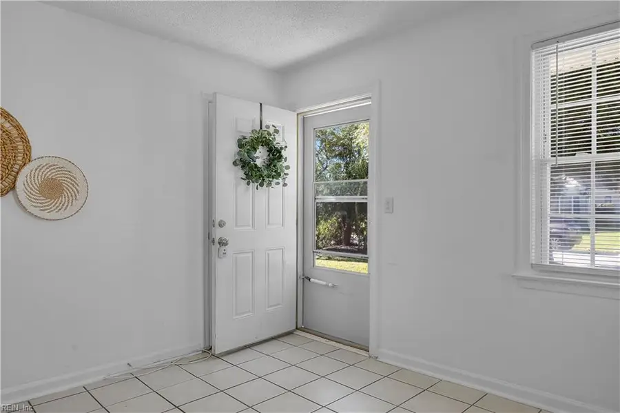 252 Fighter Drive, Virginia Beach, VA 23454 - Image #2