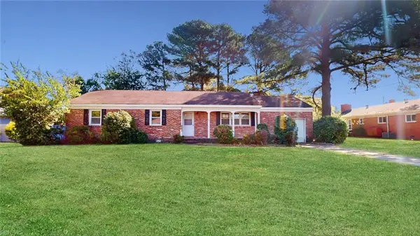 704 Lord Nelson Drive, Virginia Beach, VA 23464