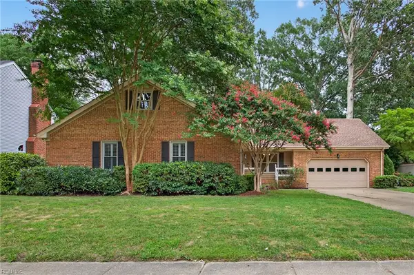 5489 Hargrove Boulevard, Virginia Beach, VA 23464