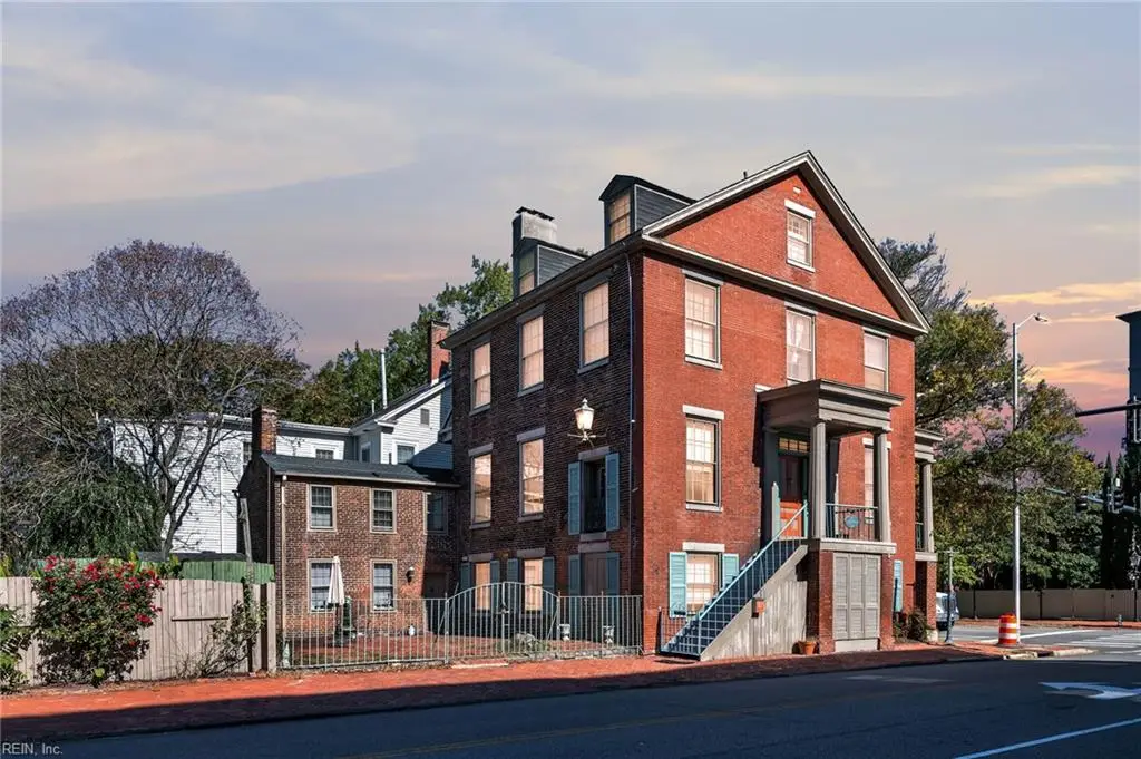 422 Crawford Street, Portsmouth, VA 23704 - #1