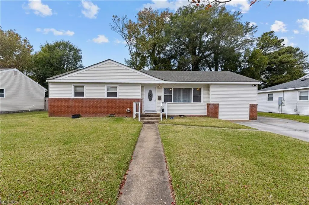 8029 Danbury Drive, Norfolk, VA 23518 - Image #1