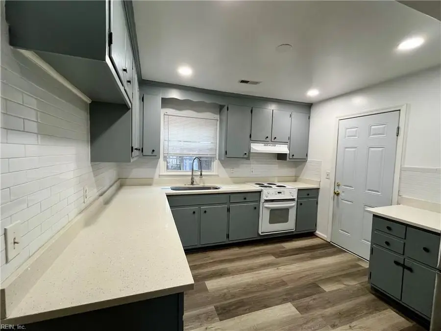 140 Lowell Place, Newport News, VA 23602 - Image #3