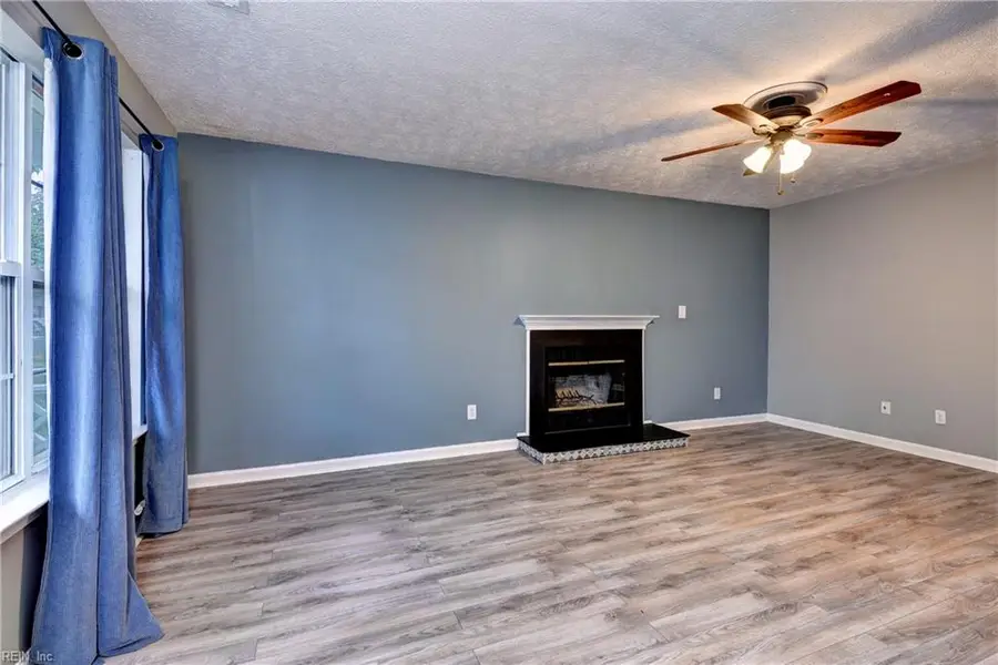 712 Princess Court, Newport News, VA 23608 - Image #3