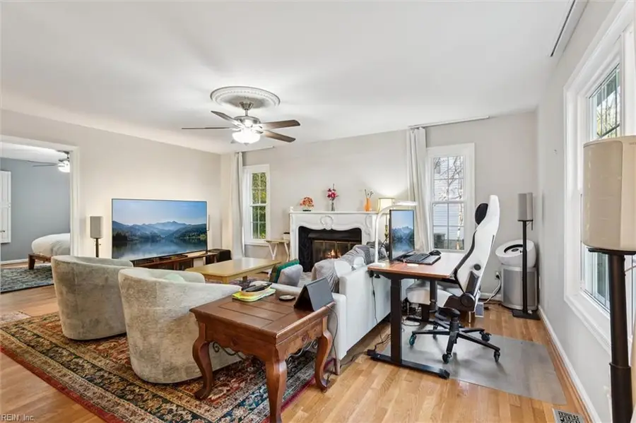 909 Colonial Avenue, Williamsburg, VA 23185 - Image #3