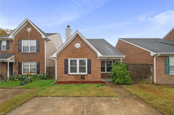 3705 Whitechapel Arch, Chesapeake, VA 23321