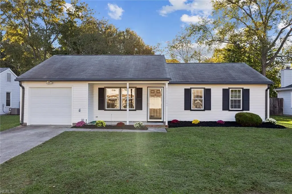 21 Sandy Lake Drive, Hampton, VA 23666 - Image #1