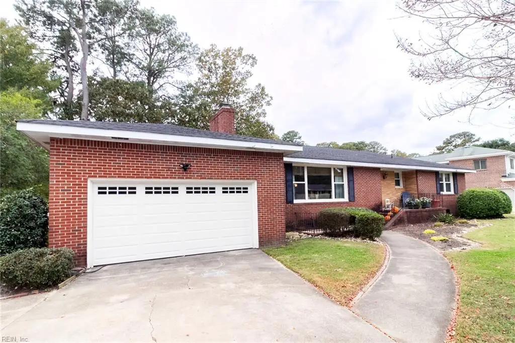 5113 Shenstone Drive, Virginia Beach, VA 23455 - Image #1