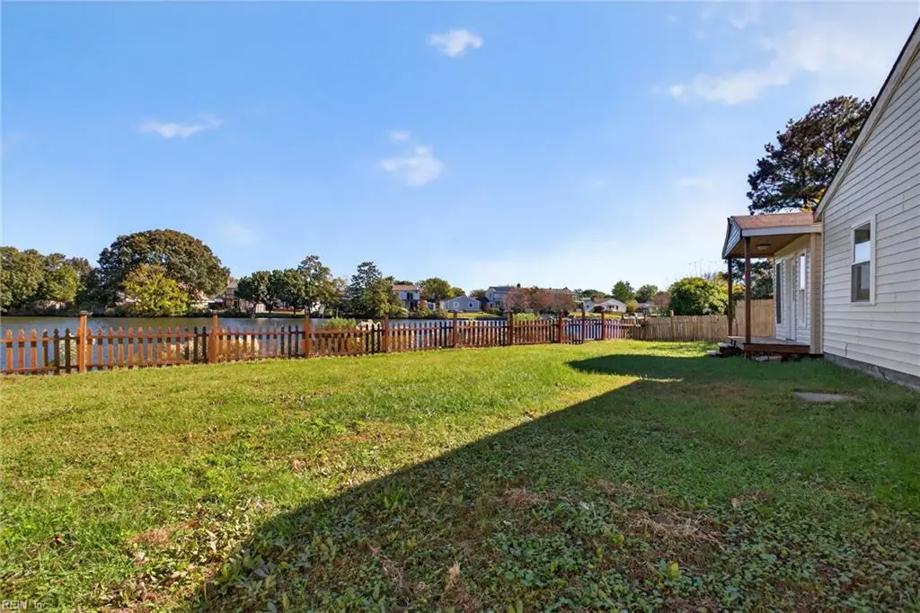 977 Barrington Court, Virginia Beach, VA 23452 - Image #1