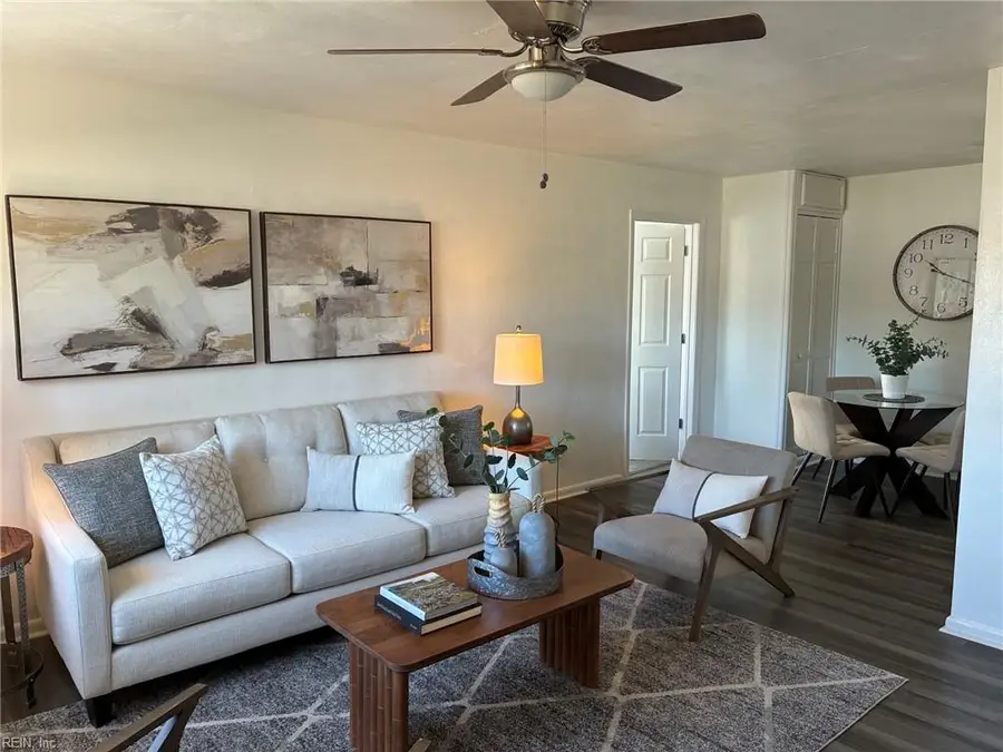 220 S Rosemont Road, Virginia Beach, VA 23452 - Image #2