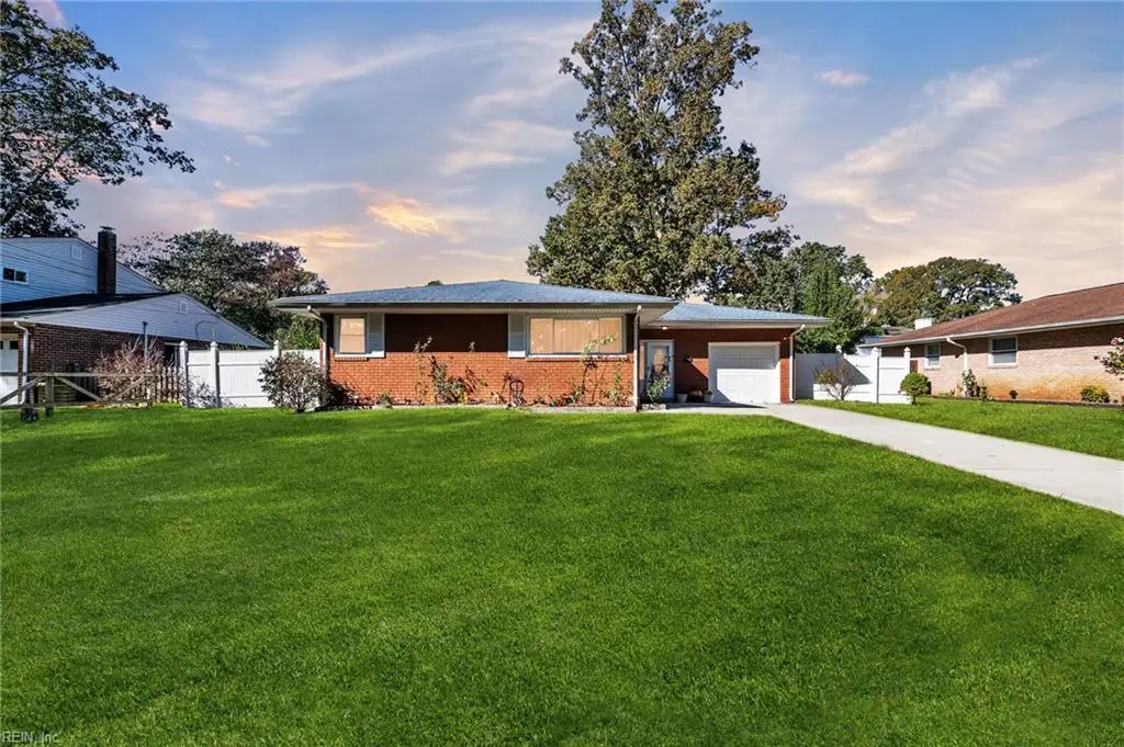 457 Hornell Lane, Virginia Beach, VA 23452 - Image #1