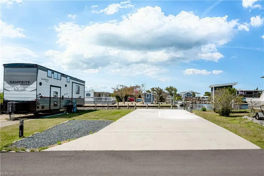 3665 Sandpiper Road #54, Virginia Beach, VA 23456 - Image #3