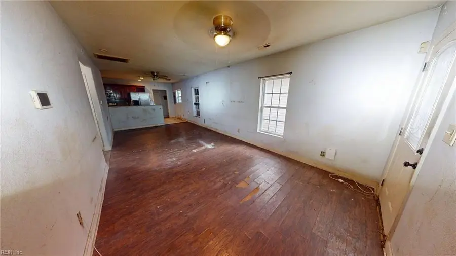 2956 Lens Avenue, Norfolk, VA 23509 - Image #3