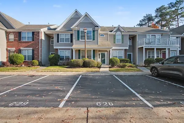 682 Windbrook Circle, Newport News, VA 23602