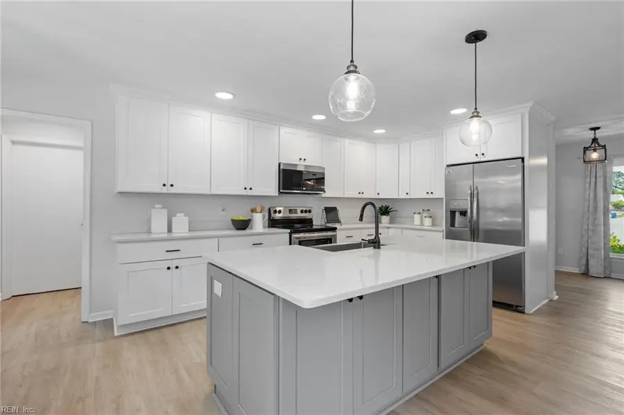 846 Jo Anne Circle, Chesapeake, VA 23322 - Image #3