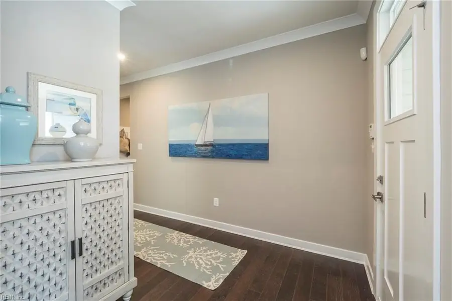 2210 Mainsail Drive, Carrollton, VA 23314 - #2