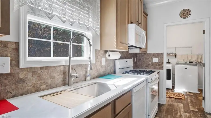 231 Mulberry Lane, Bracey, VA 23919 - Image #2