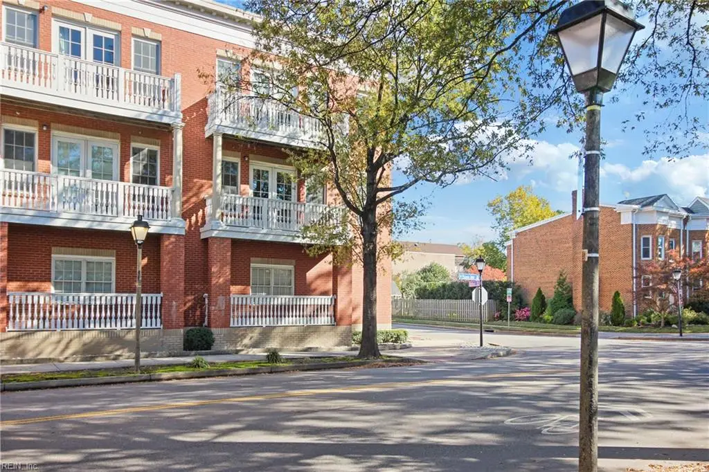 450 W Princess Anne Road #212, Norfolk, VA 23517 - Image #1