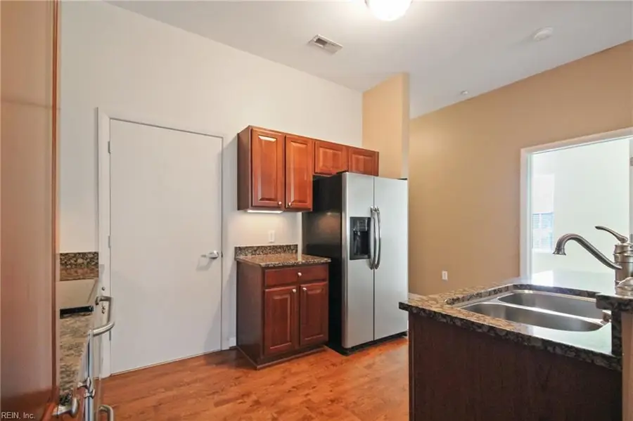 450 W Princess Anne Road #212, Norfolk, VA 23517 - Image #3