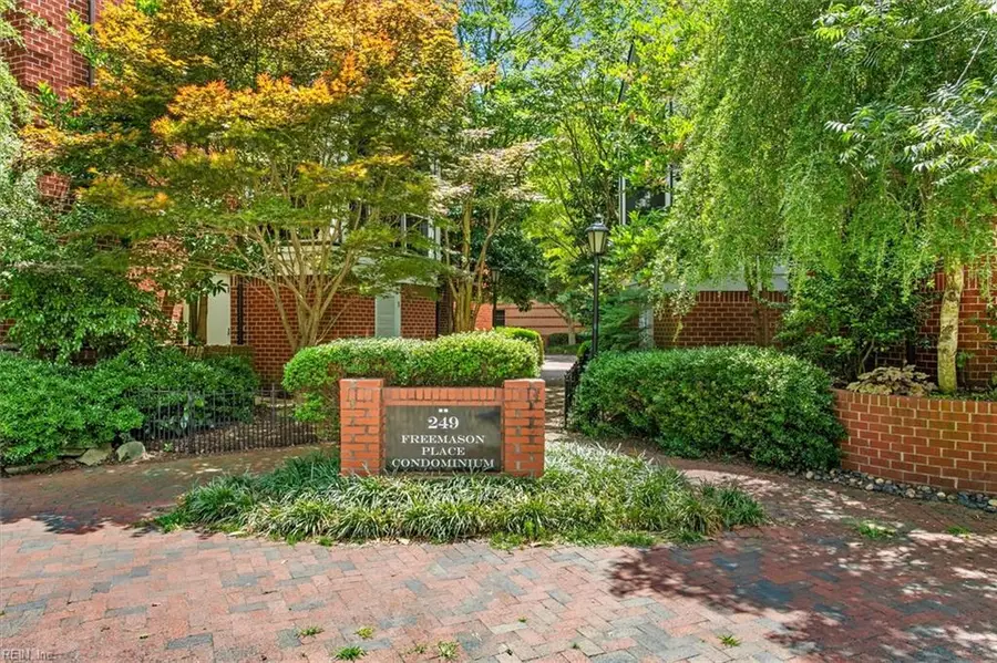 249 W Freemason Street #404, Norfolk, VA 23510 - Image #2