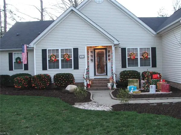 303 Nottingham Place, Smithfield, VA 23430